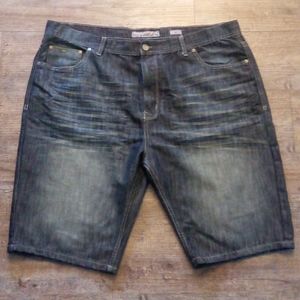 Men's jean shorts *LIKE NEW*